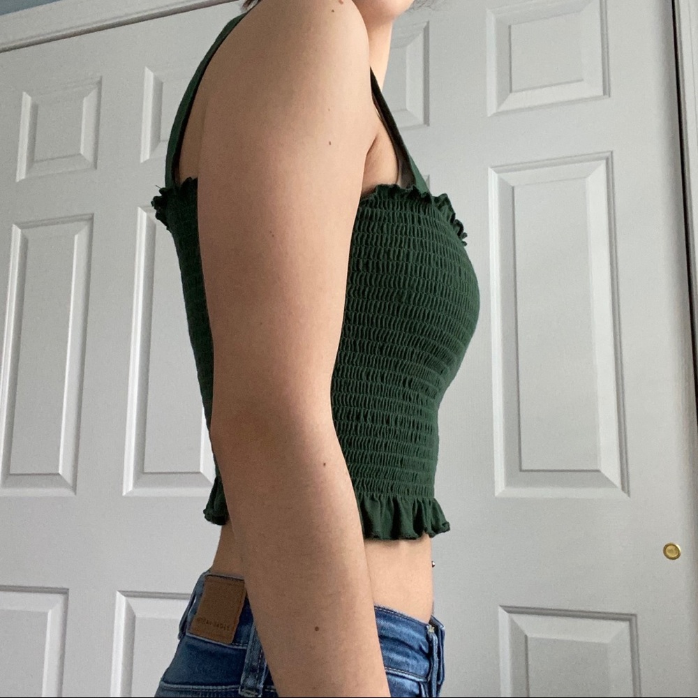 Me To We Cropped Green Ruched Tank - Picture 3 of 7